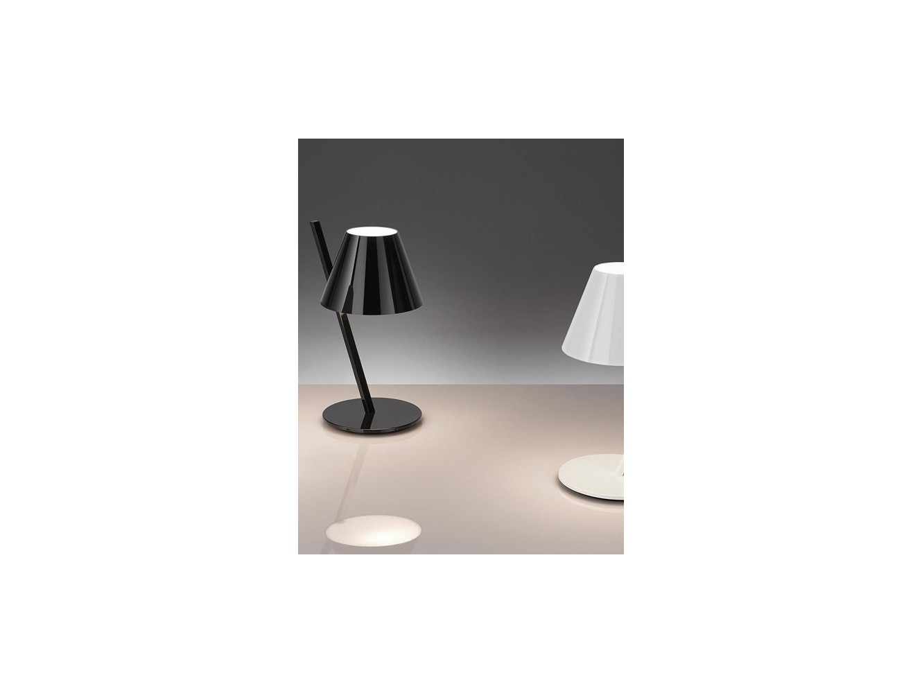 Artemide lámpara de sobremesa La Petite T