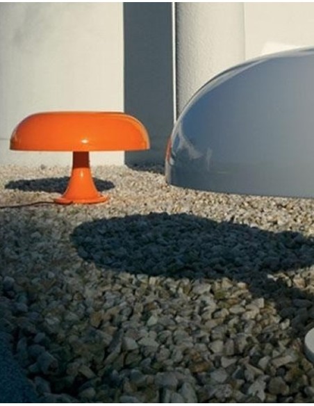 Artemide lámpara de sobremesa Nesso T