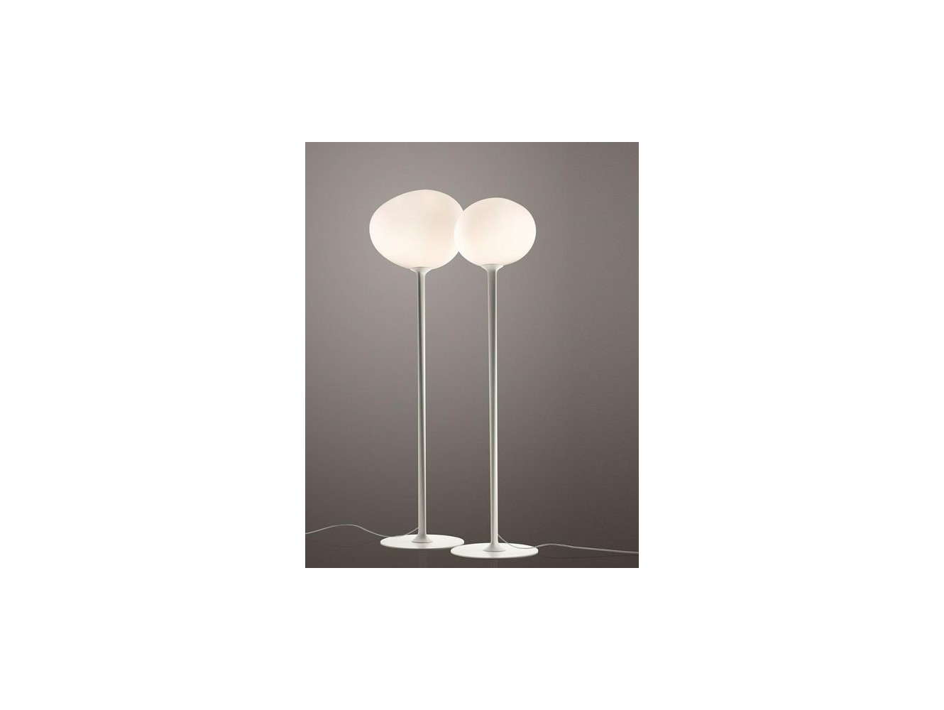 Foscarini Gregg Media lámpara de pie Alta Blanco