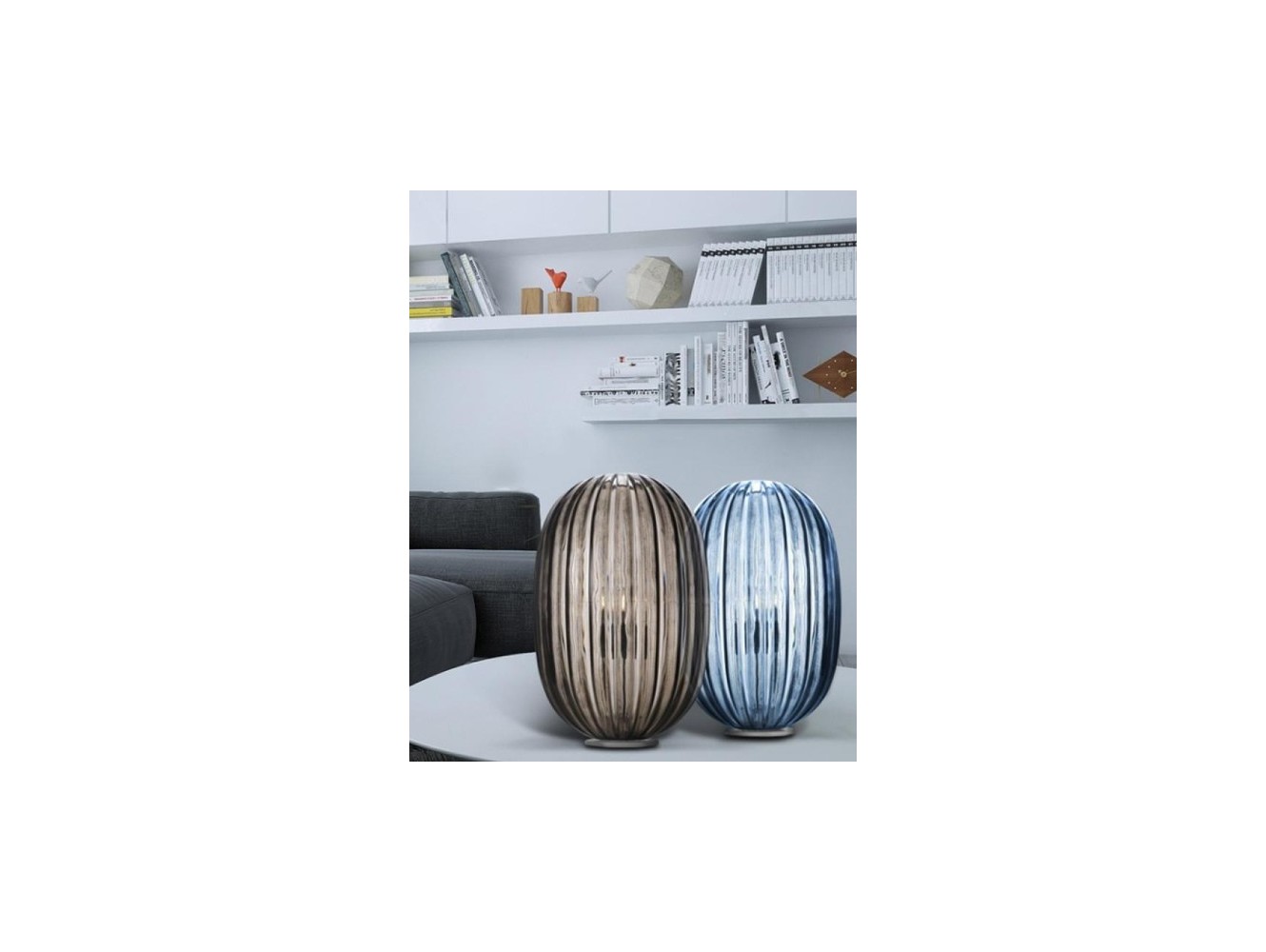 Foscarini Plass Media lámpara de sobremesa Azul claro