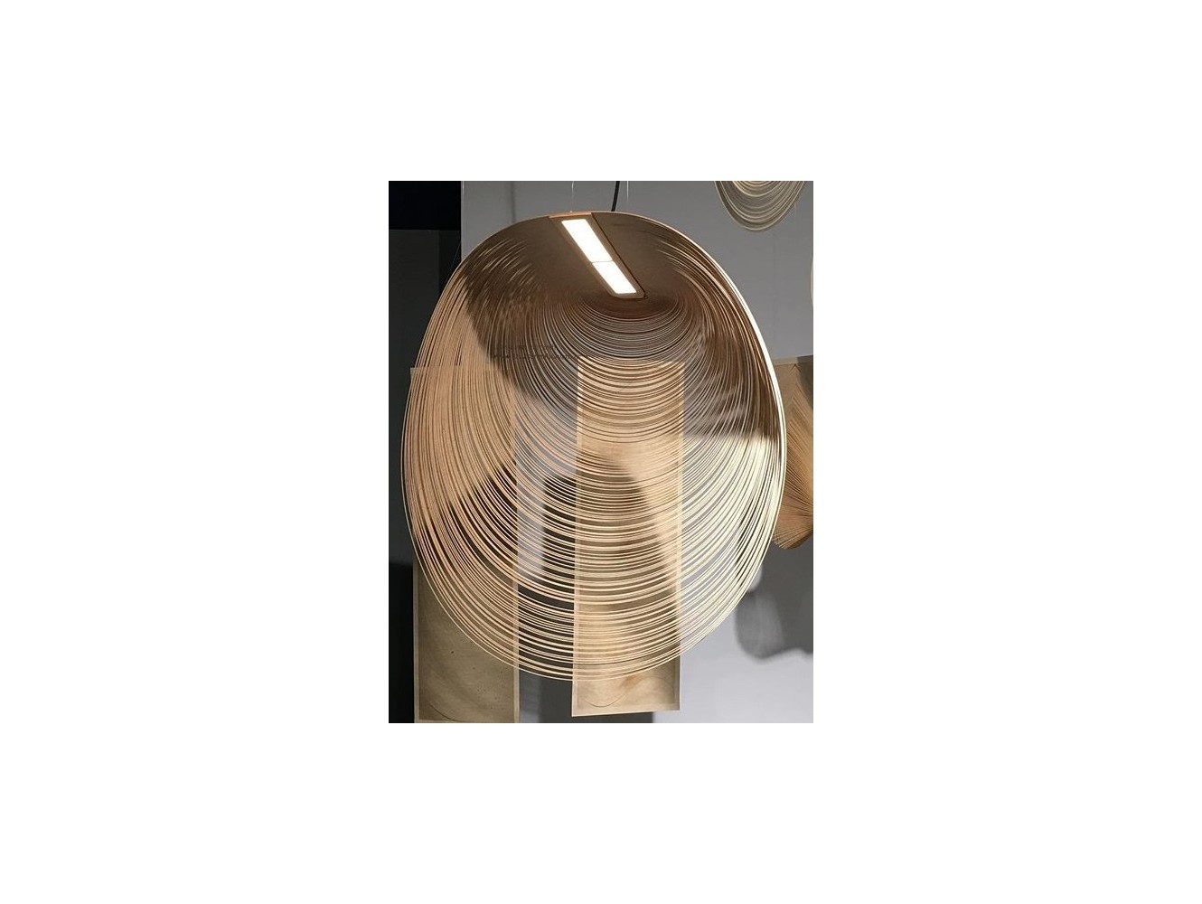 Luceplan lámpara de suspensión Illan Ø 60: LED 20W @ 2700K, CRI 90 regulable