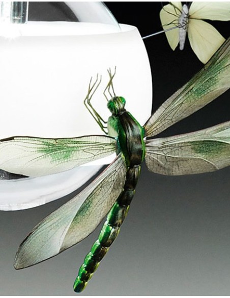 ¡Añade Elegancia con la Lámpara Johnny B. Butterfly de Ingo Maurer!