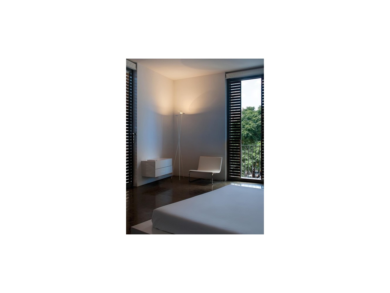 Vibia lámpara de pie LED Skan 0260