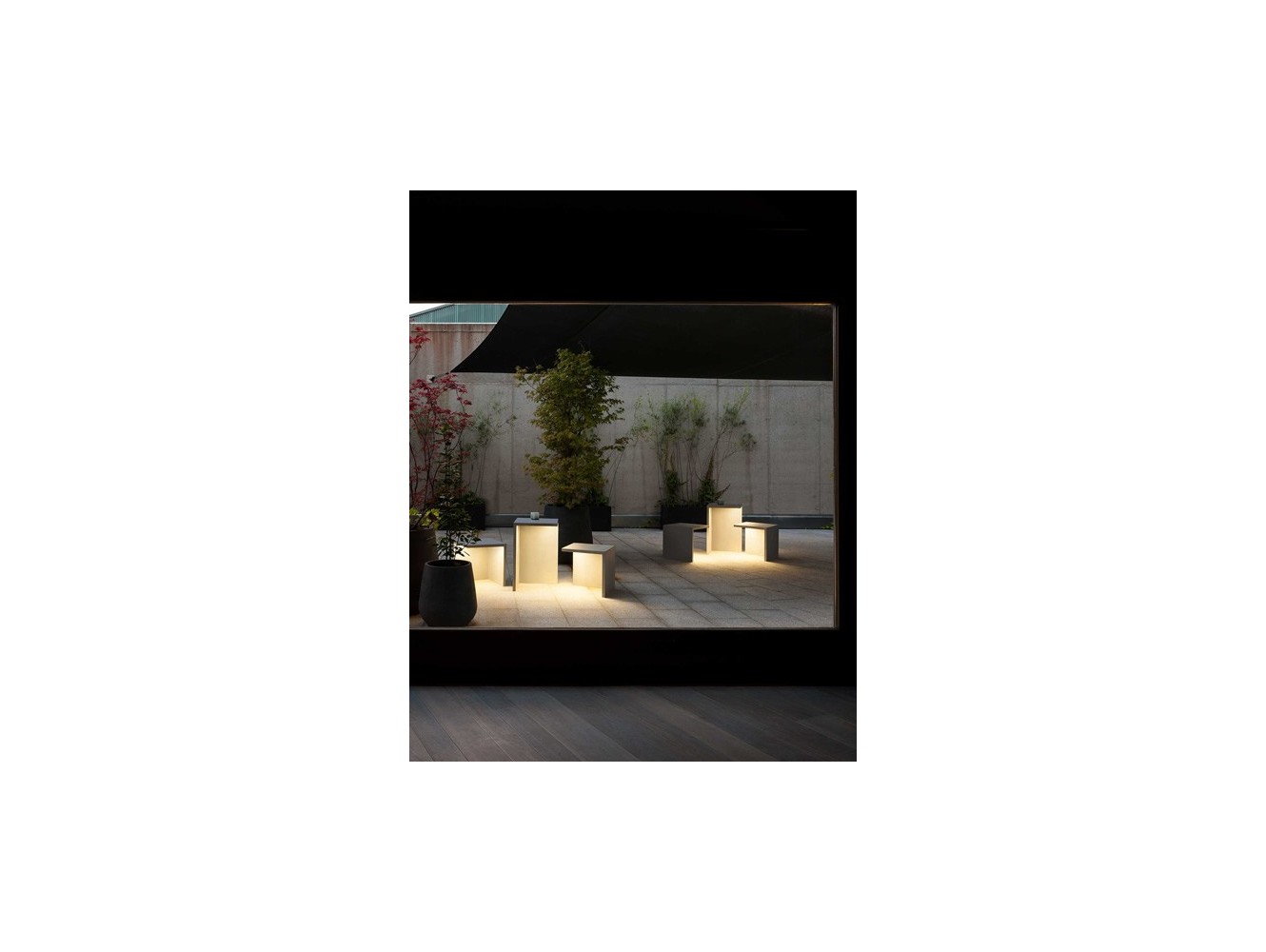 Vibia lámpara de suelo para exterior LED Emty 4125