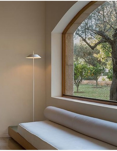 Vibia lámpara de pie LED Mayfair 5515