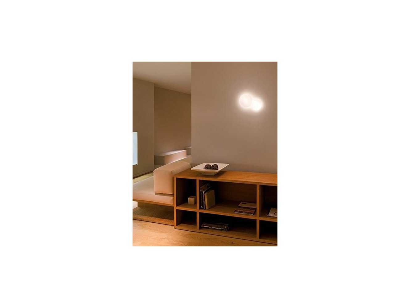 Vibia lámpara de pared Puck 5425