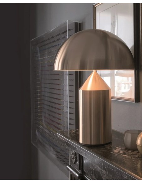 La elegante lámpara de sobremesa Atollo de Oluce en tamaño grande: iluminación sofisticada para tu hogar