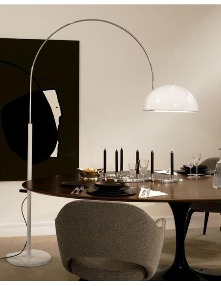 Oluce lámpara de pie con arco Coupe