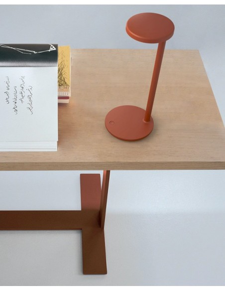 Flos lámpara de sobremesa Oblique 2700K