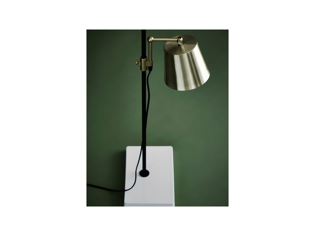 Karakter Lab Light lámpara de Sobremesa