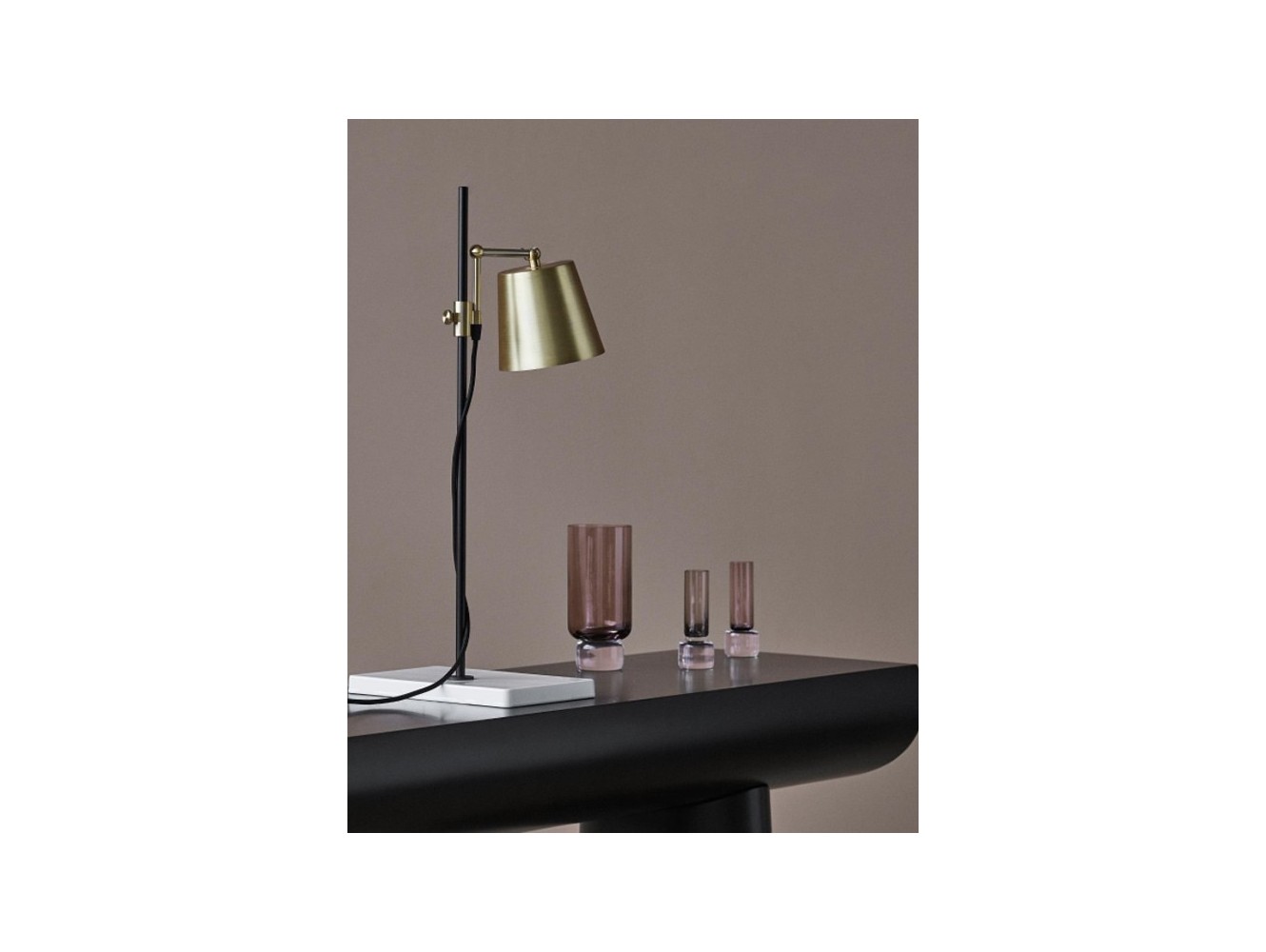 Karakter Lab Light lámpara de Sobremesa