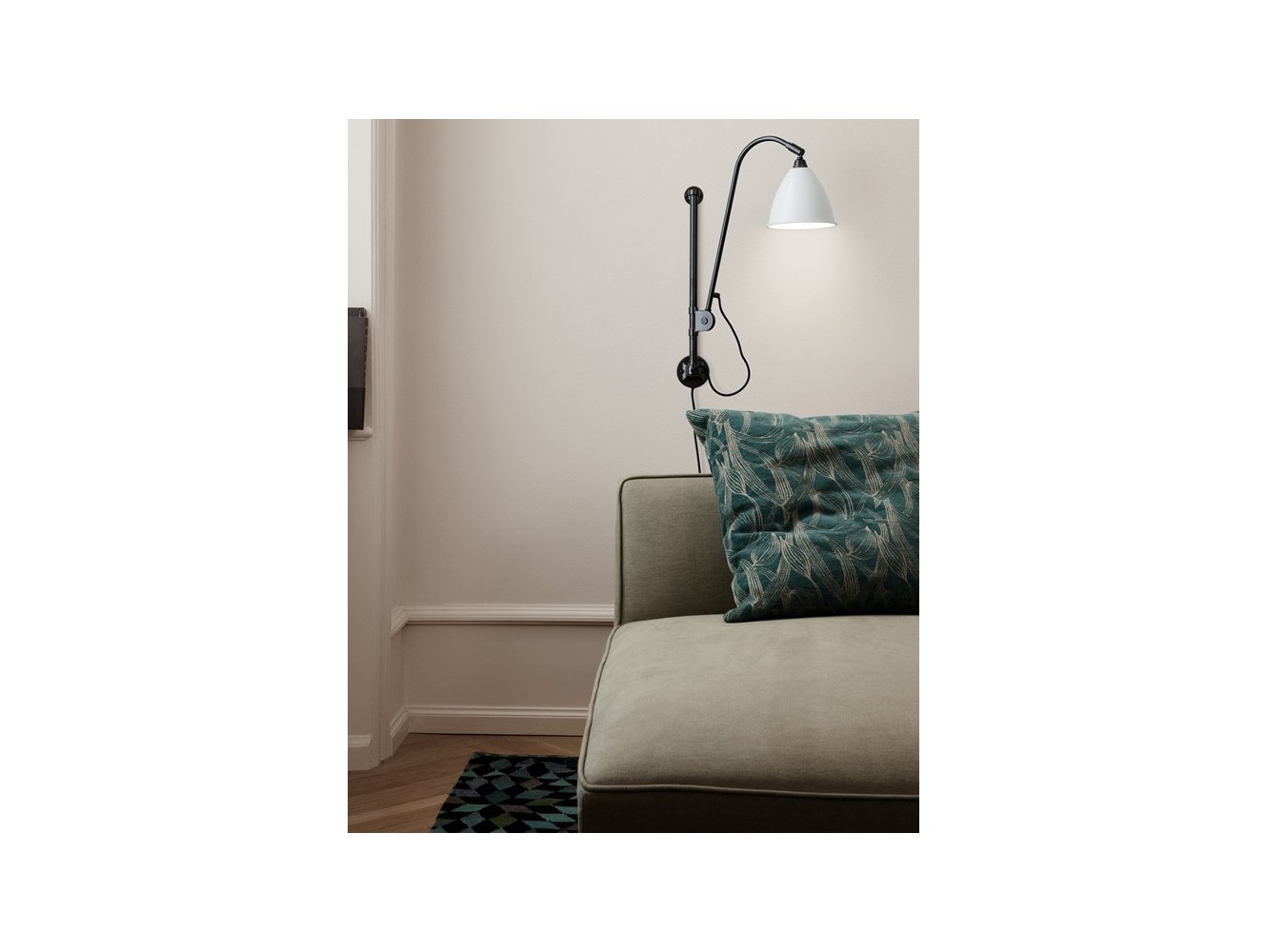 Gubi BL5 lámpara de pared Latón Negro 16Ø