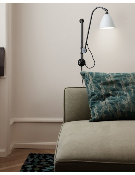 Gubi BL5 lámpara de pared Latón Negro 16Ø
