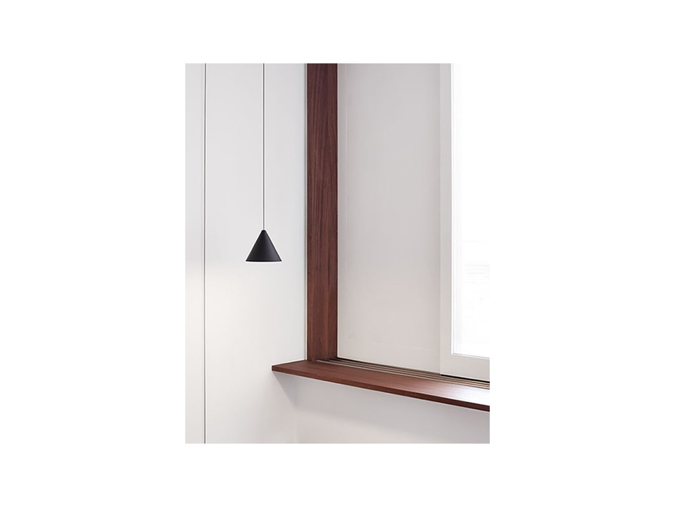 Flos String Light Cone lámpara de suspensión M12
