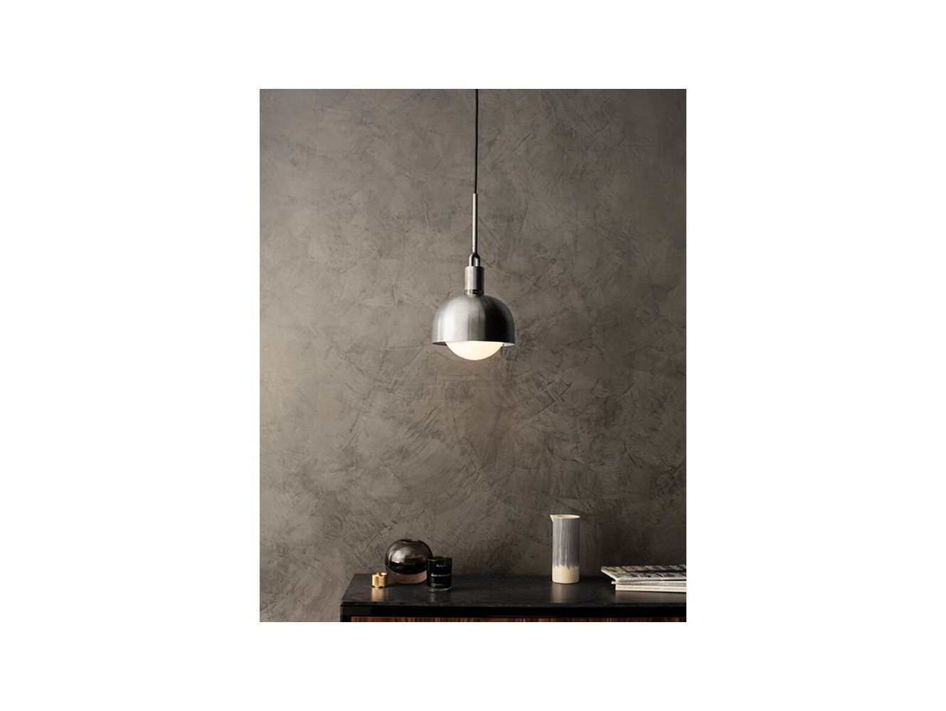Buster + Punch Forked Shade Globe Opal Medium lámpara de suspensión