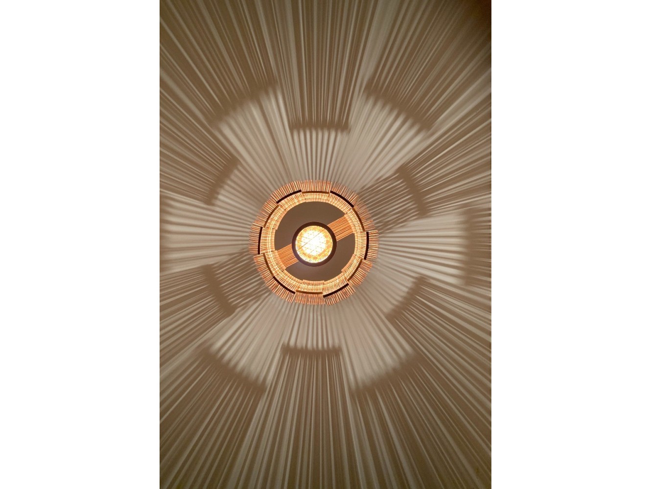 Motarasu Sen Bamboo Pendant Lámpara de suspensión