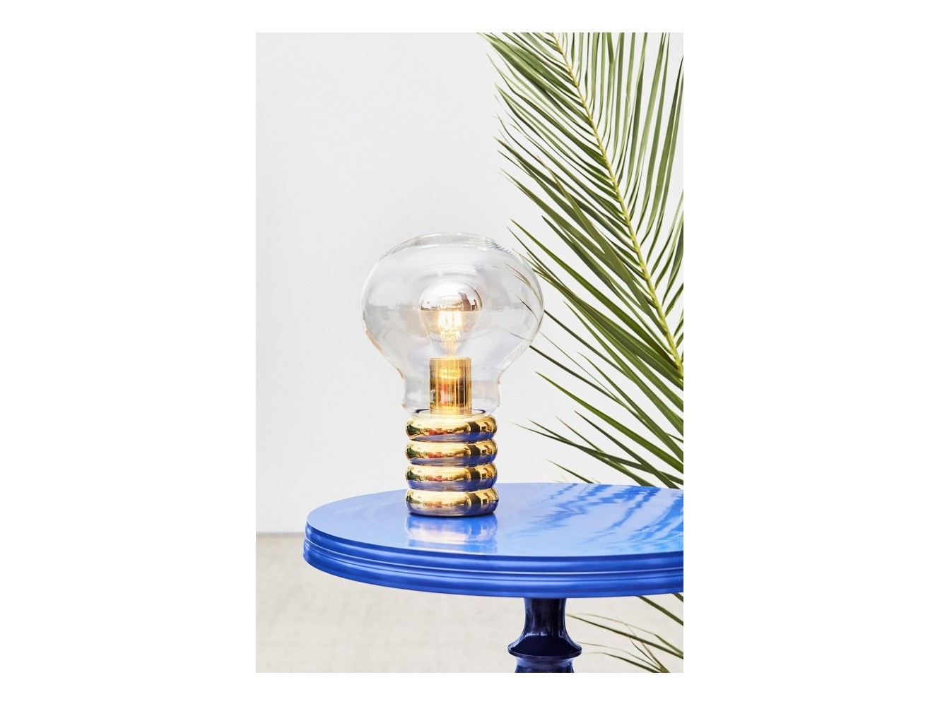 Lámpara de Mesa Bulb Brass de Ingo Maurer