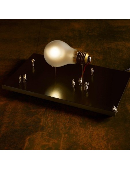 Lámpara de Mesa I Ricchi Poveri Monument for a Bulb de Ingo Maurer
