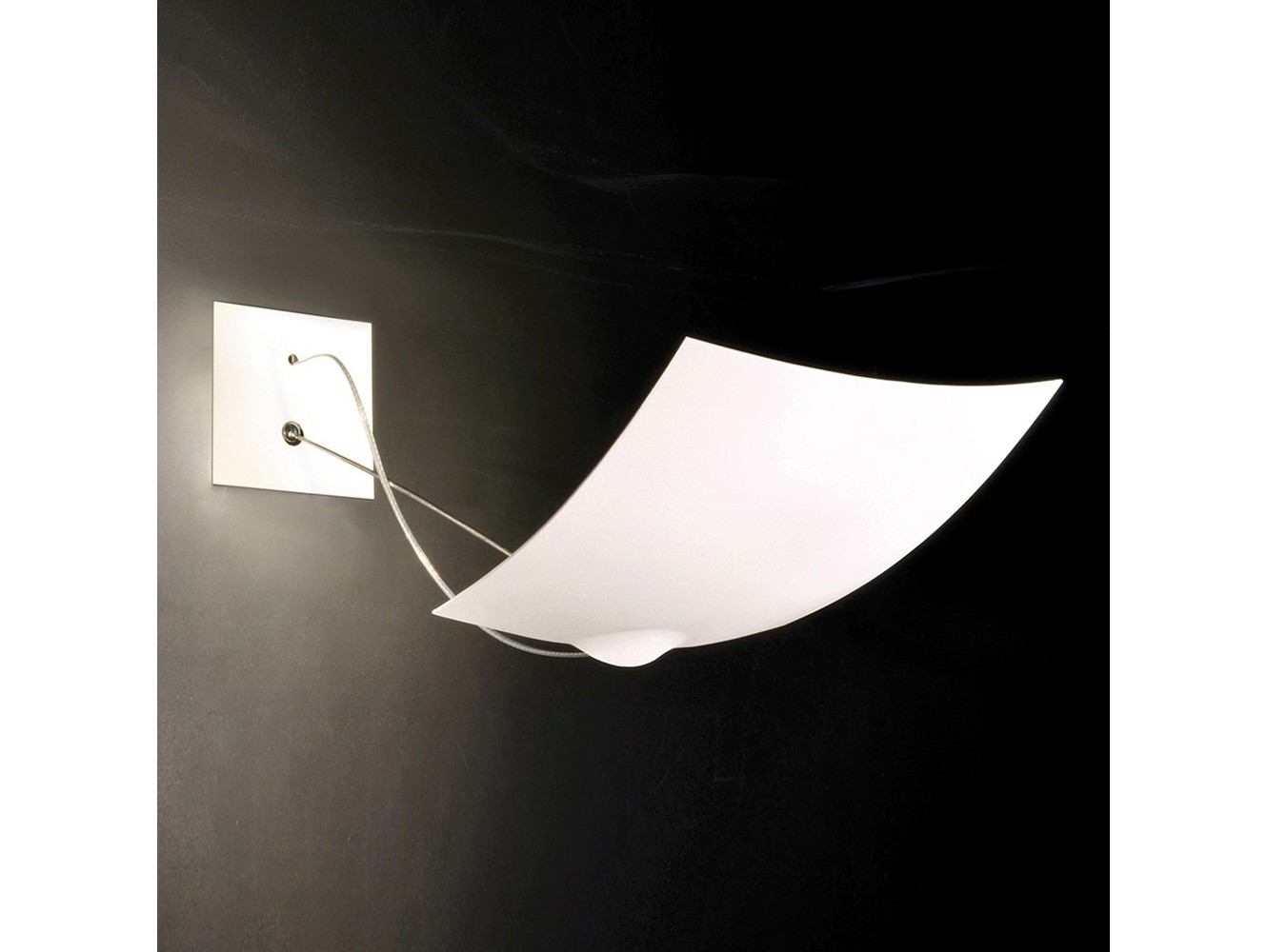 ¡Transforma tu Espacio con el Apliqué de Pared o Techo 18 x 18!