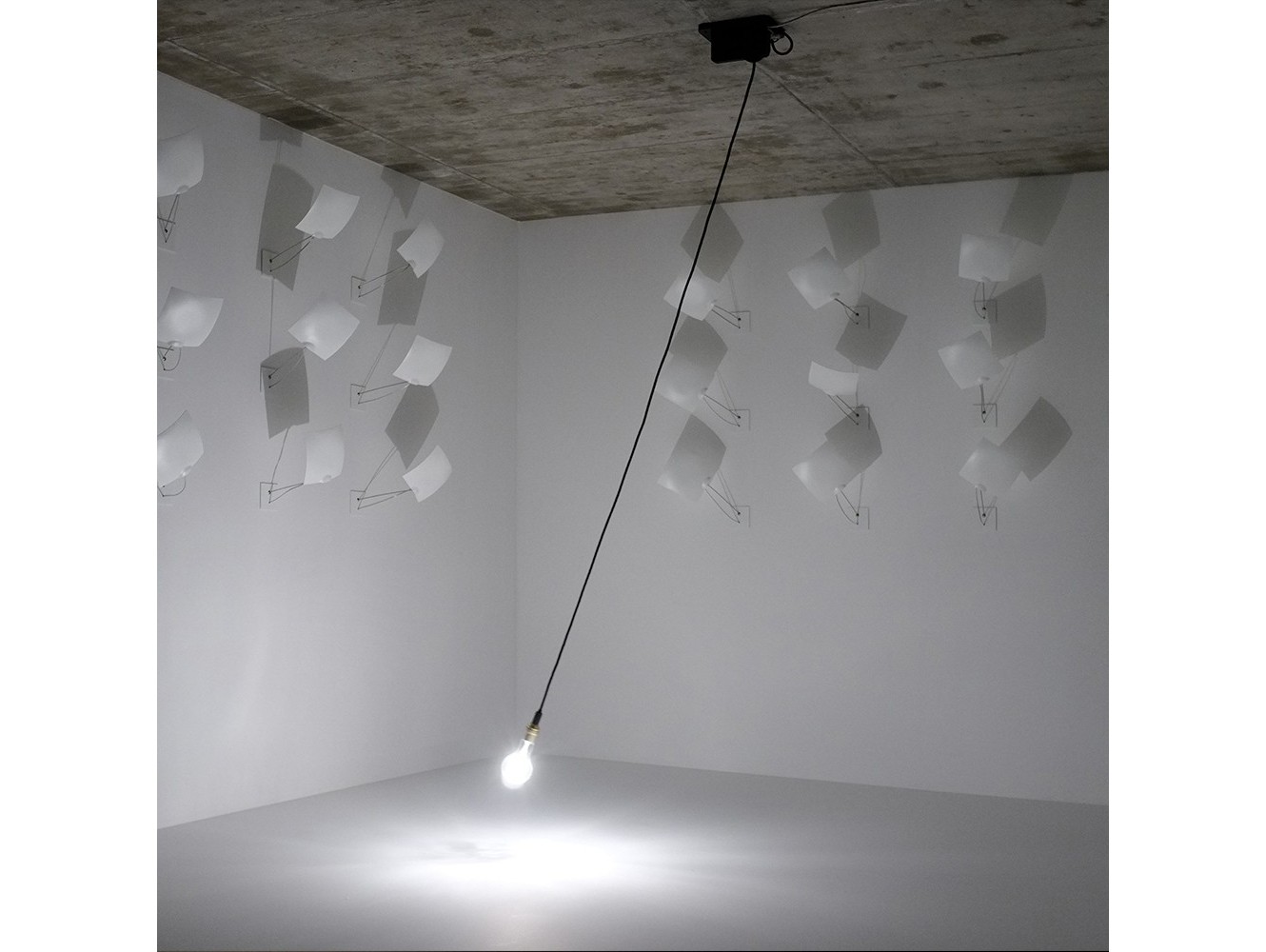 ¡Transforma tu Espacio con el Apliqué de Pared o Techo 18 x 18!