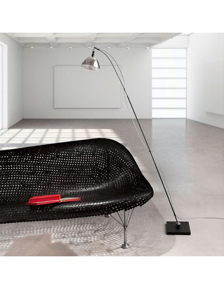 ¡Ilumina con Estilo con la Lámpara Max. Floor de Ingo Maurer!