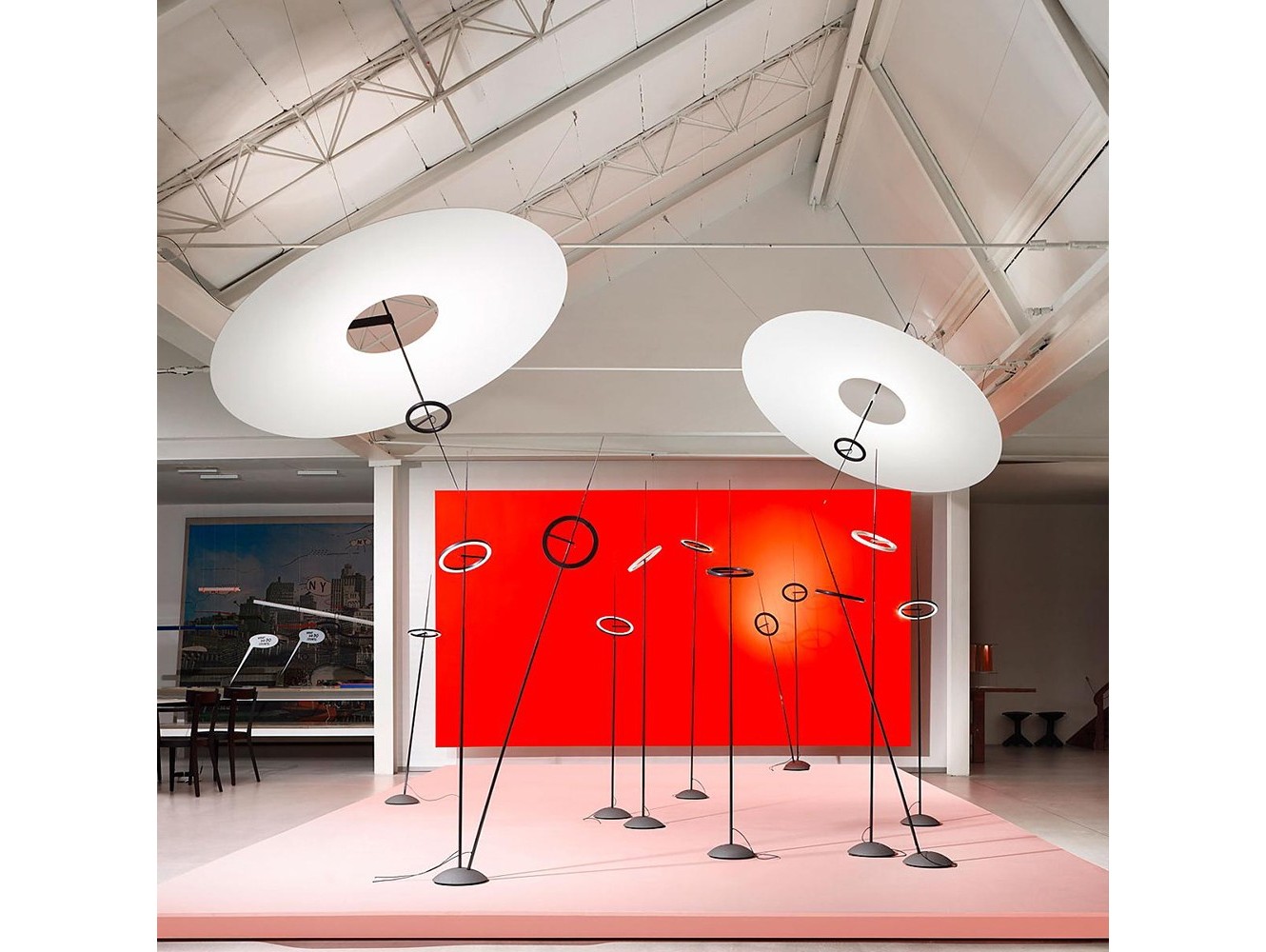 Flying Disc de Ingo Maurer: Iluminación Indirecta y Diseño Liviano