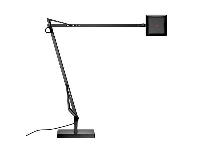 Lámpara de Mesa Kelvin Edge de Flos: Diseño Minimalista y Tecnología Edge Lighting