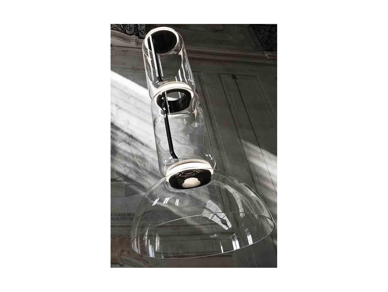 Lámpara Noctambule Low Cylinder & Bowl de Flos: Modernidad y Estilo en Cristal