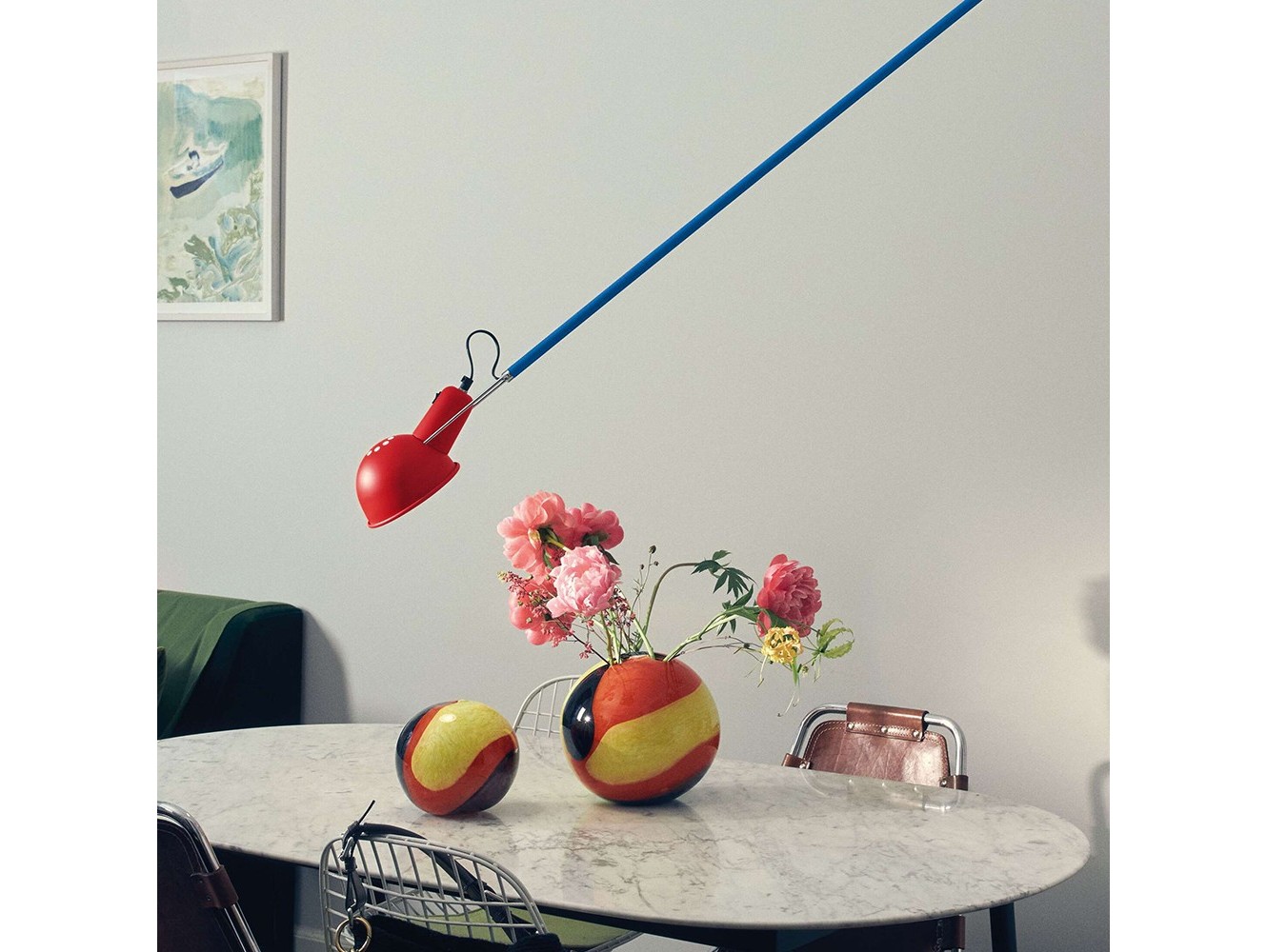 Lámpara de Pared 265 de Flos: Elegancia y Versatilidad para Iluminación Directa