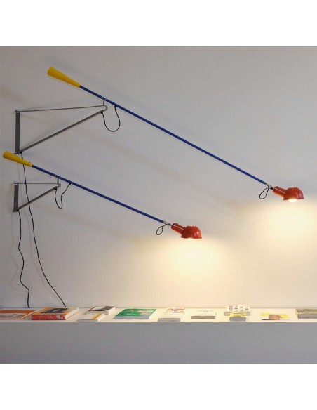 Lámpara de Pared 265 de Flos: Elegancia y Versatilidad para Iluminación Directa
