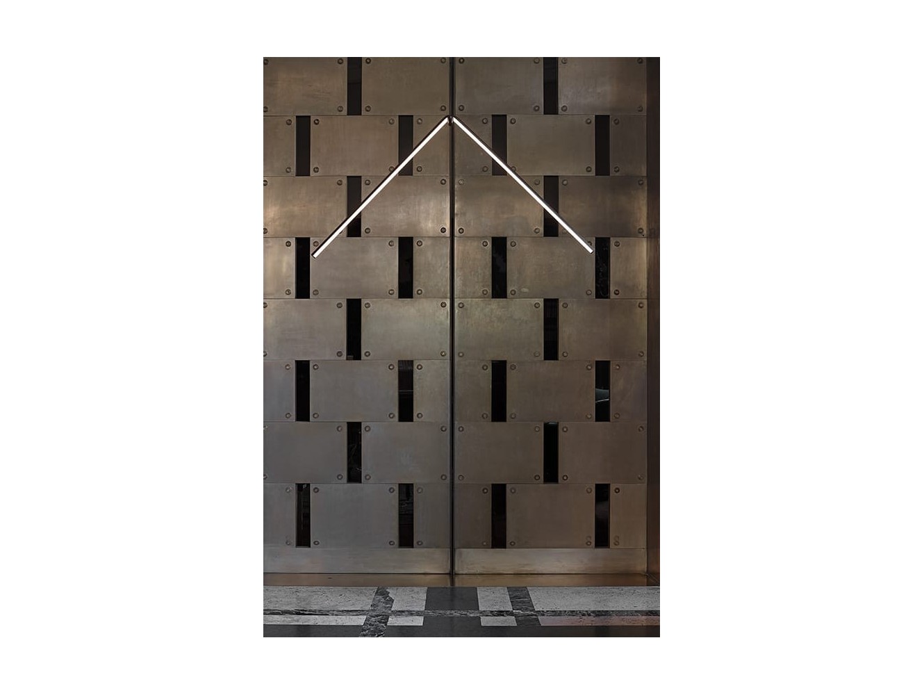 Flos Arrangements Broken Line: Lámpara de Suspensión Modular de Michael Anastassiades