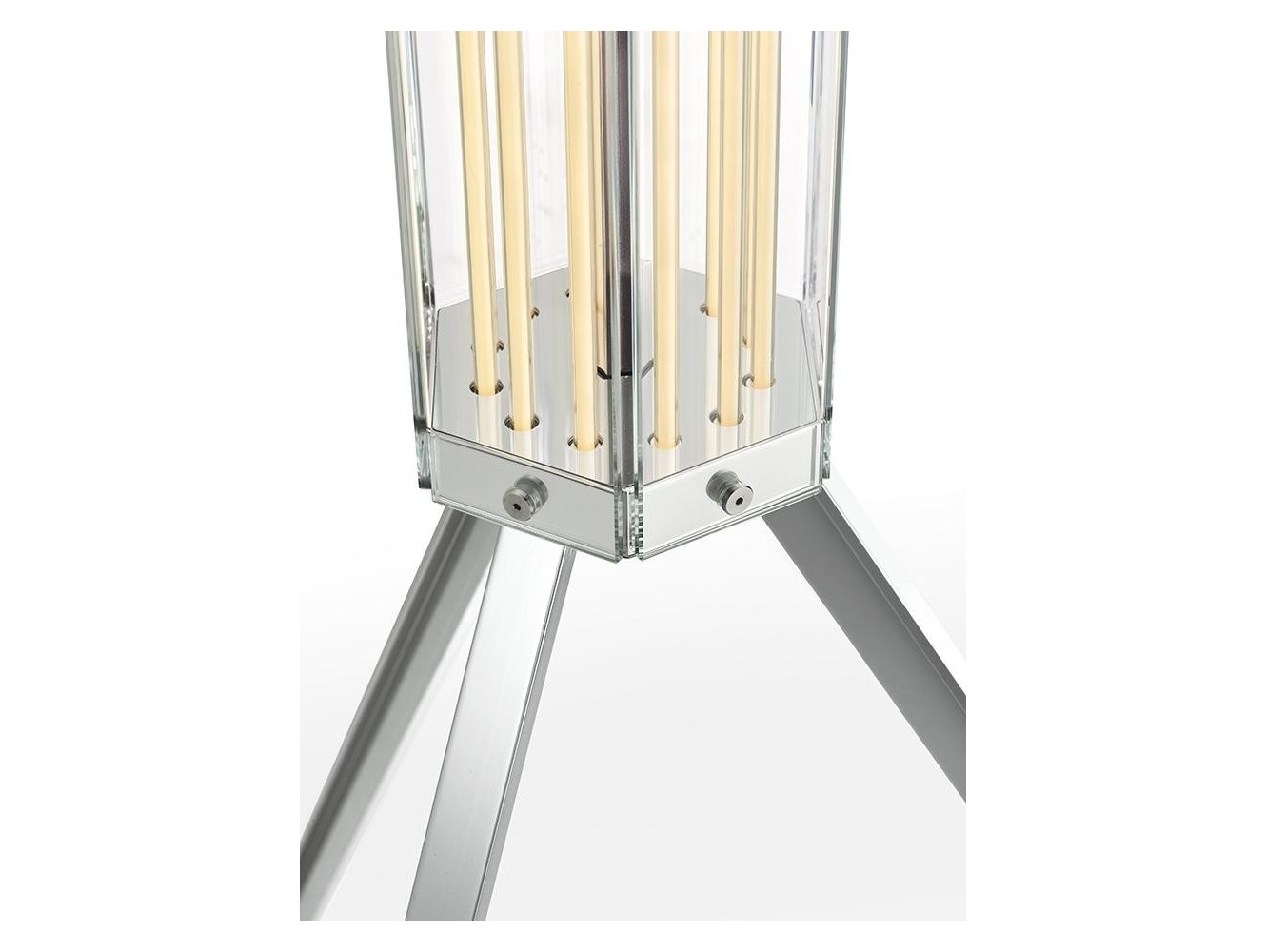 Lámpara de Pie Superwire F de Flos – Diseño Modular y Luz Cálida