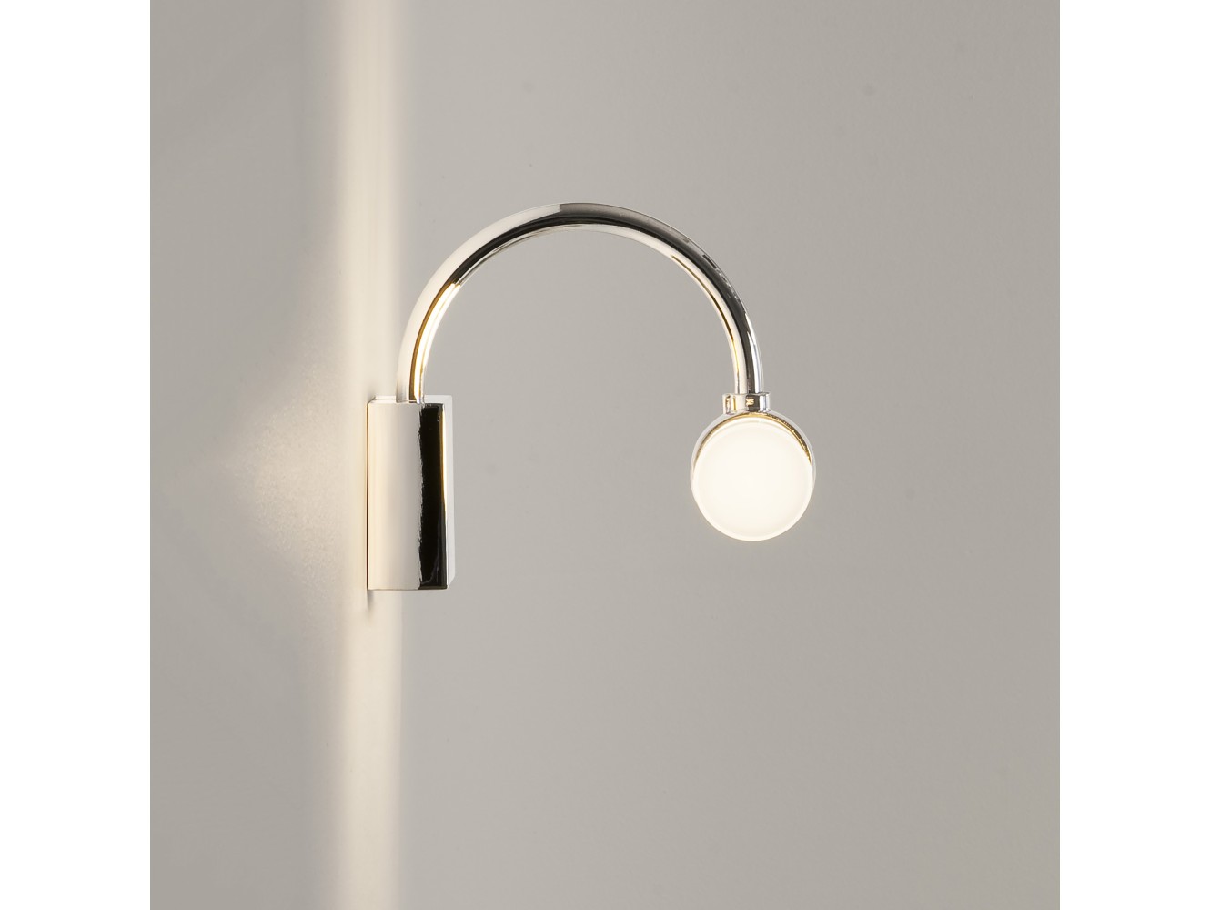 Astro Aplique de Pared Dayton