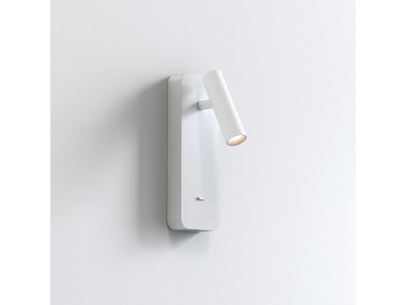 Astro Aplique de Pared Enna Surface USB
