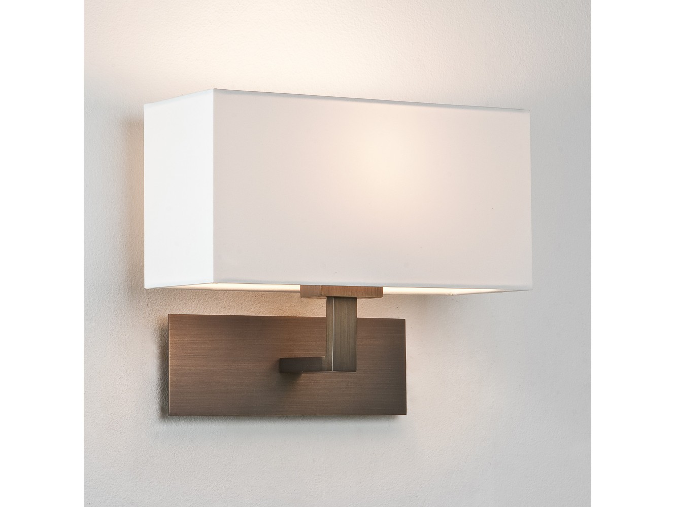 Astro Aplique de Pared Park Lane
