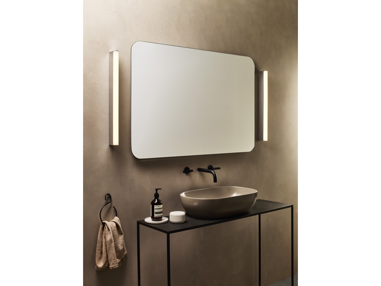 Astro Aplique de Pared Artemis 600 LED