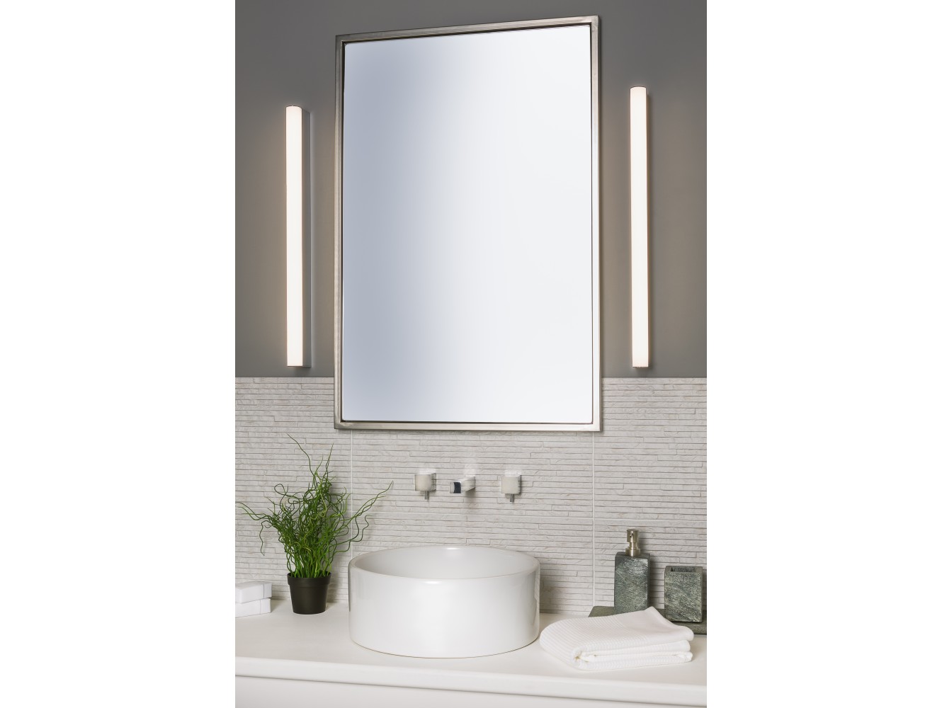 Astro Aplique de Pared Artemis 600 LED