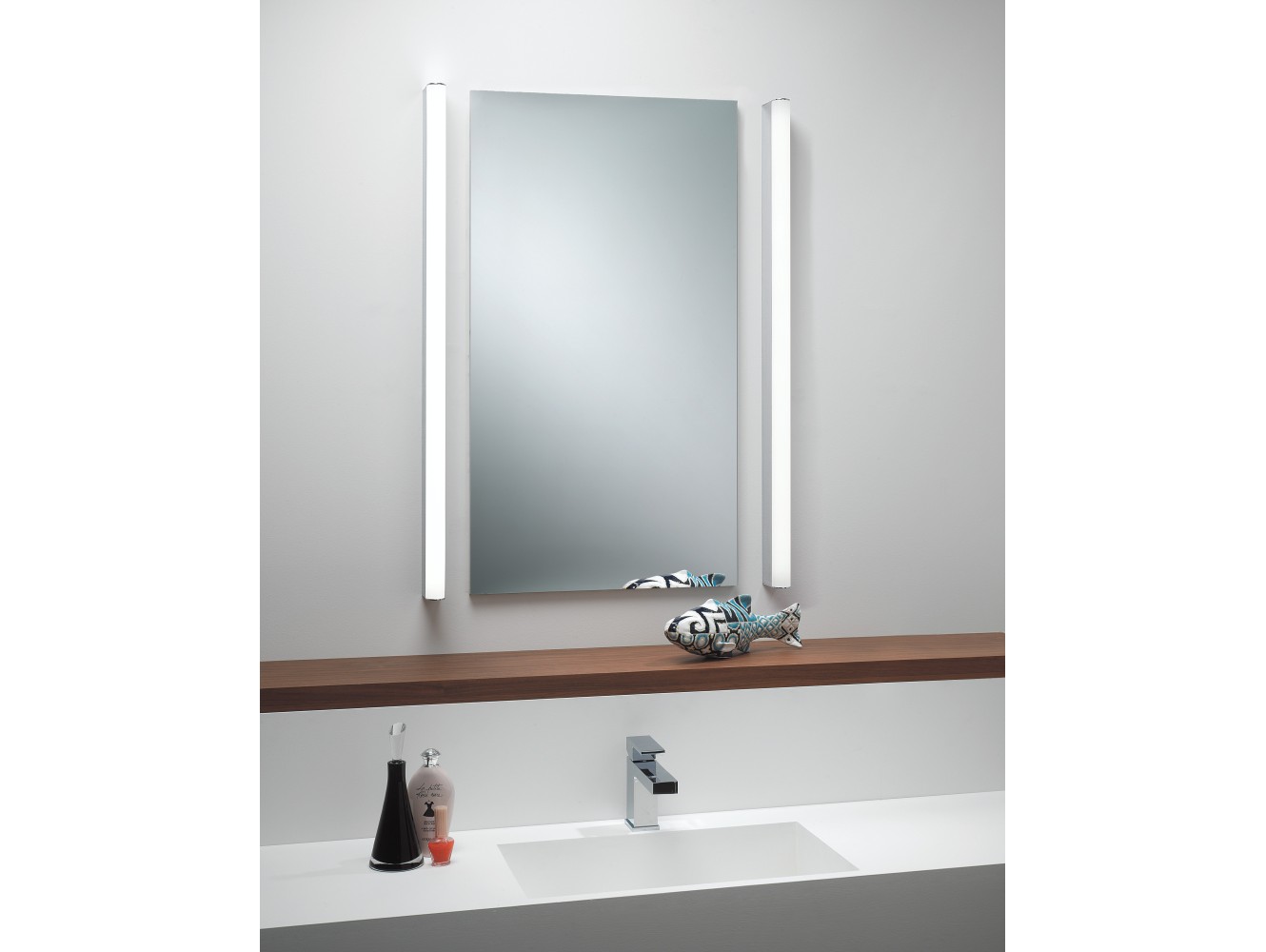 Astro Aplique de Pared Artemis 900 LED