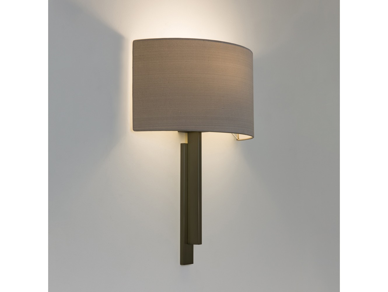 Astro Aplique de Pared Tate