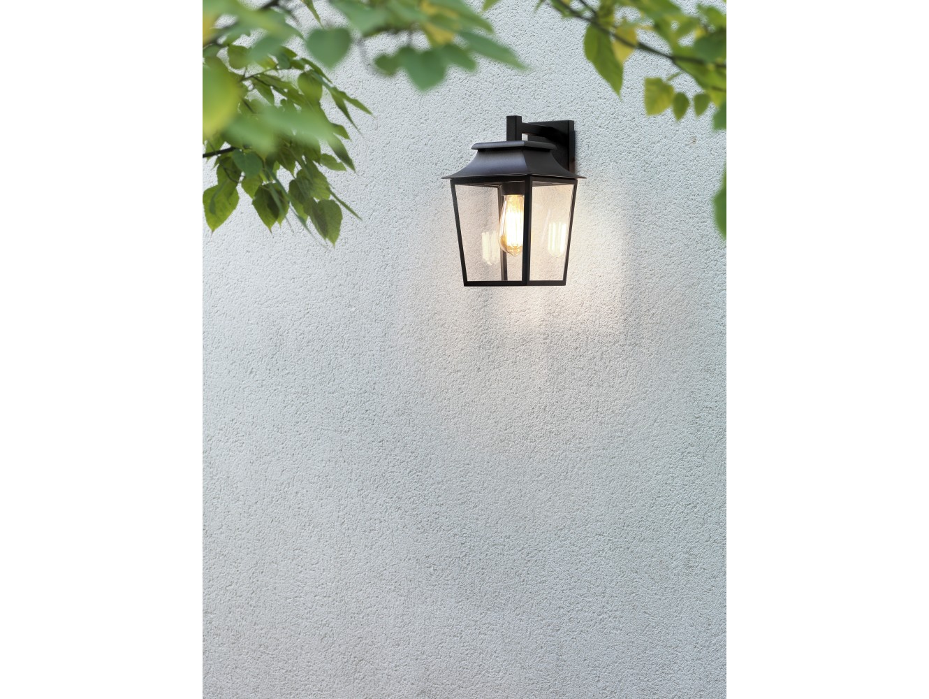 Astro Aplique de exterior Richmond Wall Lantern 200