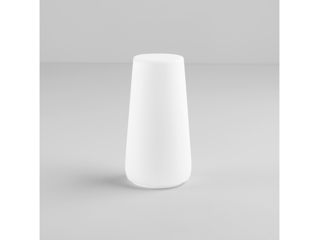 Astro Pantalla Beauville Glass