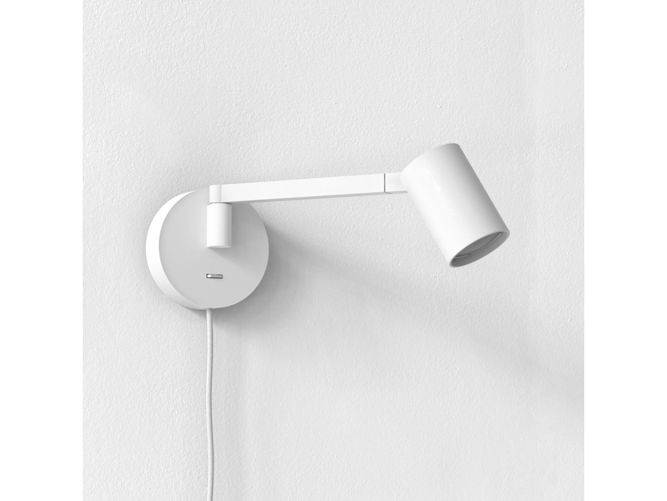 Astro Aplique de Pared Ascoli Swing Plug In