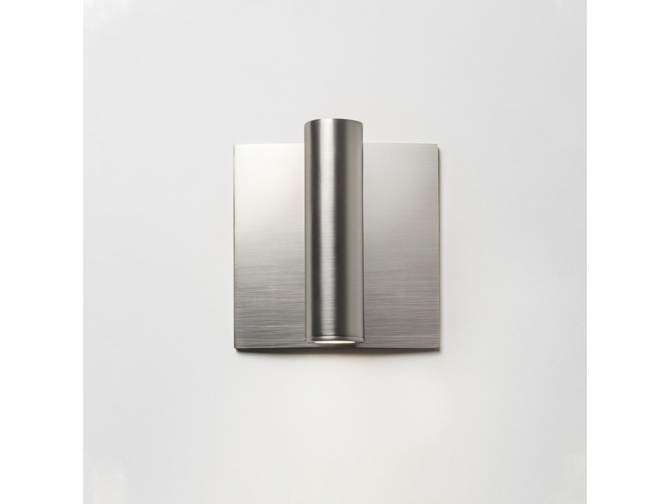 Astro Aplique de Pared Enna Square Switched LED