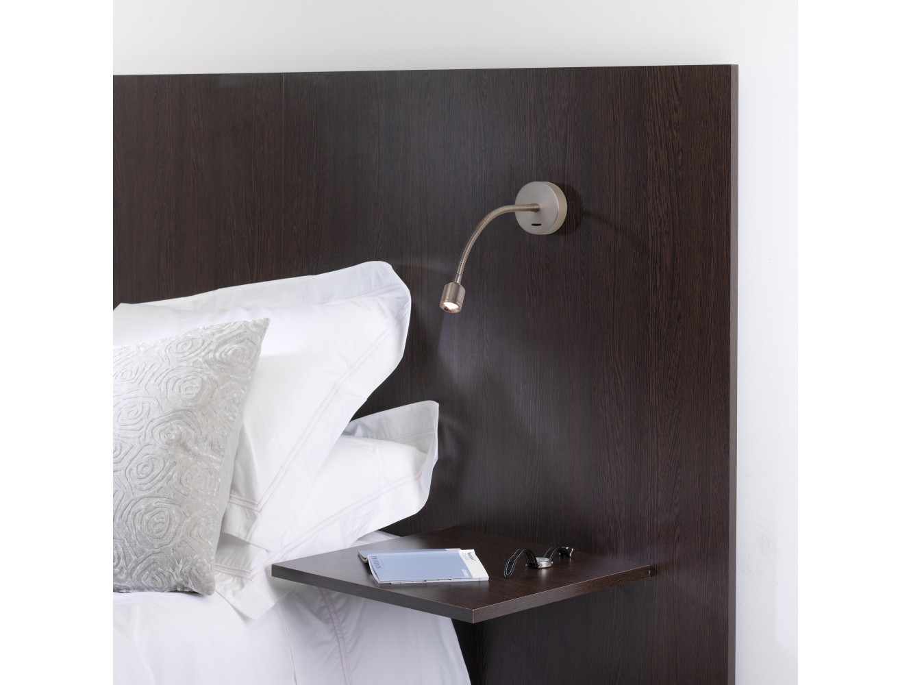 Astro Aplique de Pared Fosso Switched LED