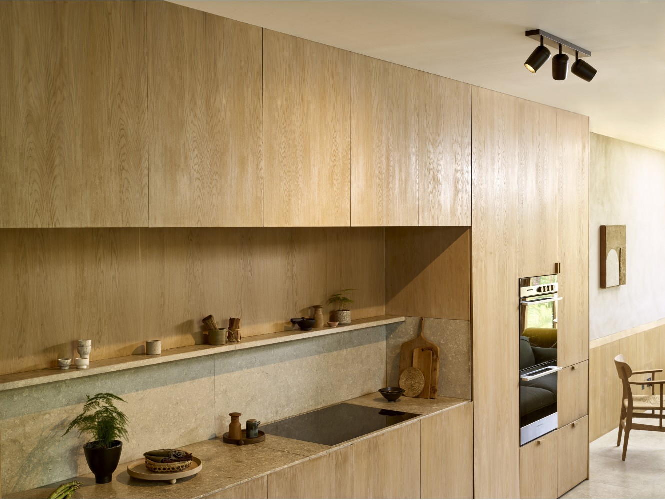 Astro Aplique de Pared Koto Three Bar