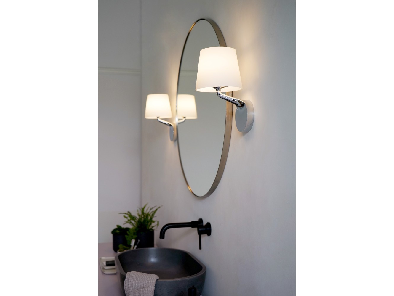 Astro Aplique de Pared Millie
