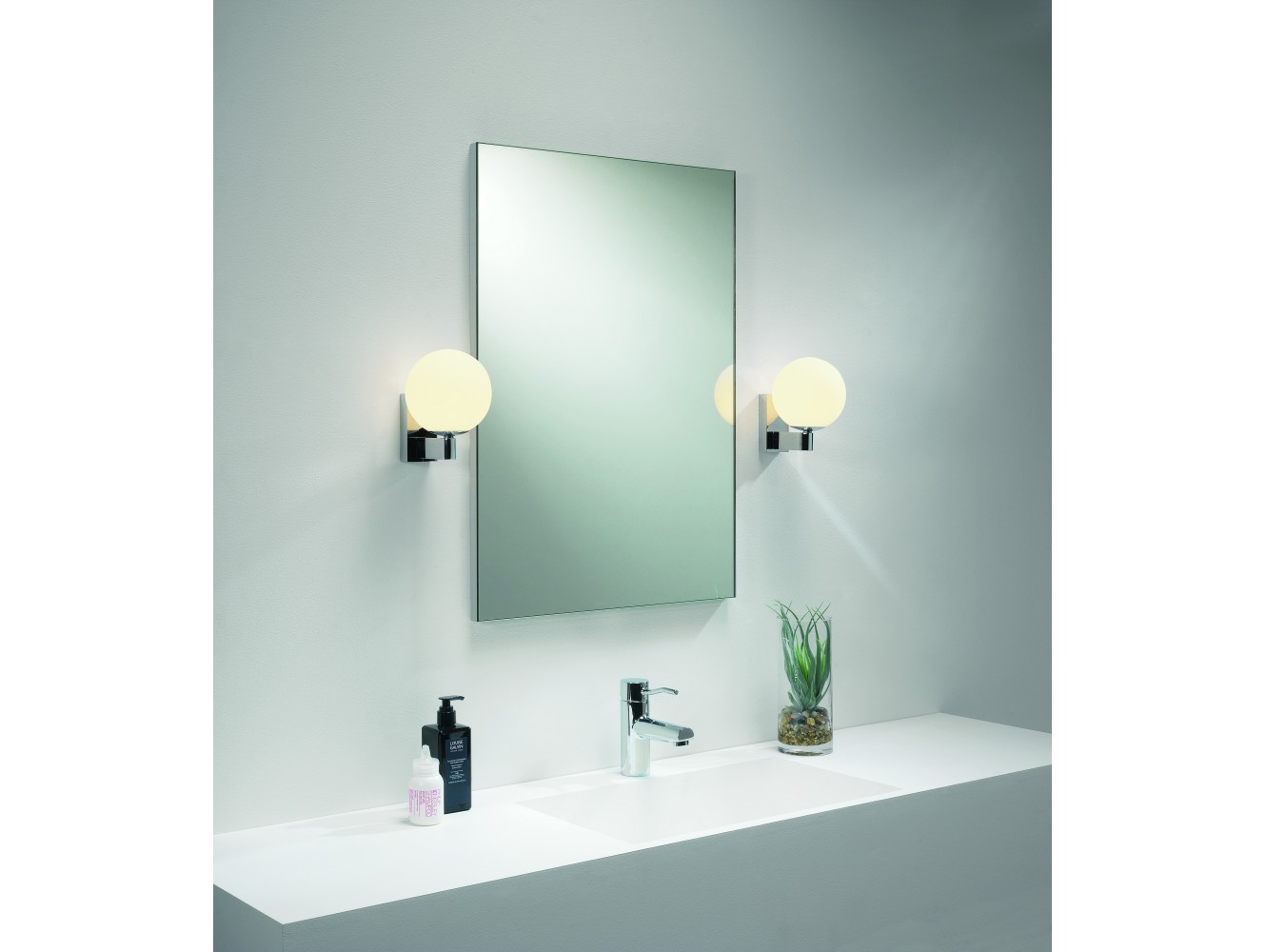 Astro Aplique de Pared Sagara