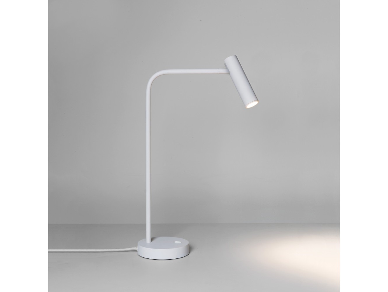 Astro Lámpara de Sobremesa Enna Desk LED