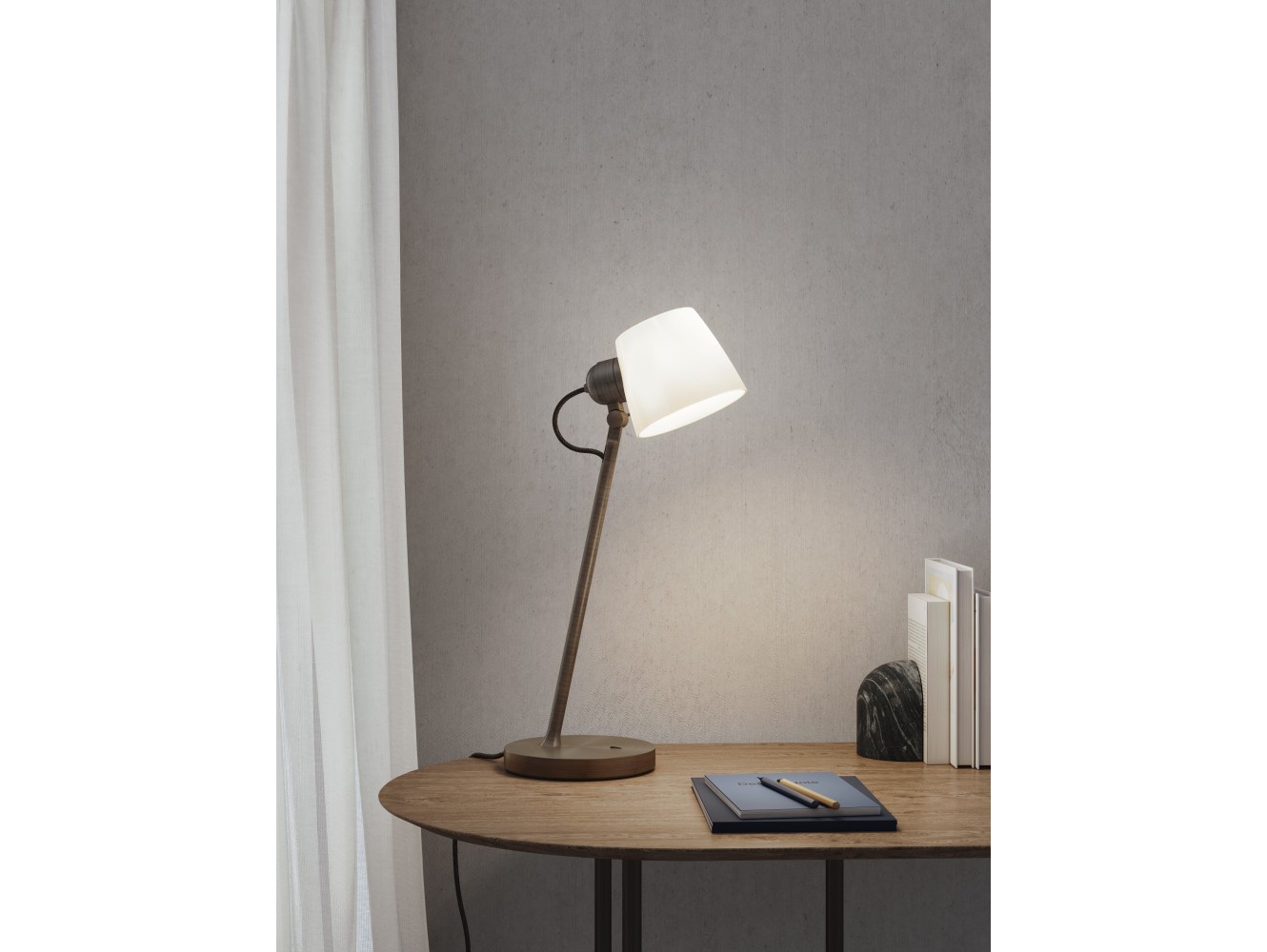 Astro Lámpara de Sobremesa Imari Desk