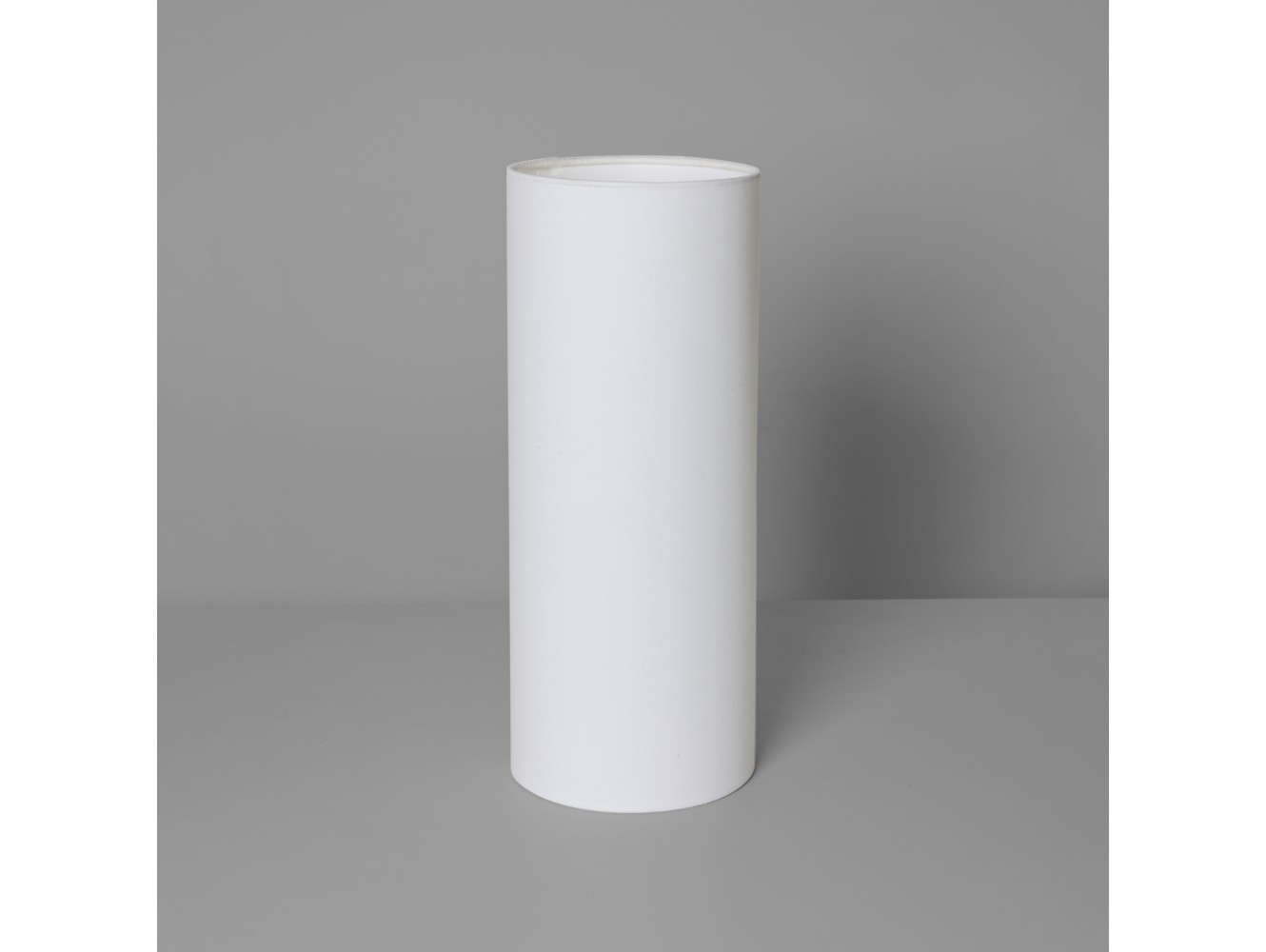 Astro Pantalla Tube 135